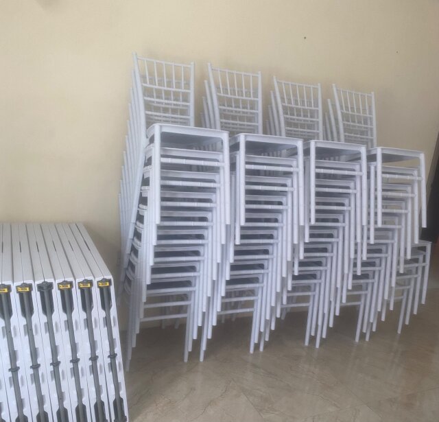 6ft Folding Table And Chairs For Rent