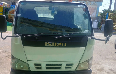 ISUZU 2005 Truck