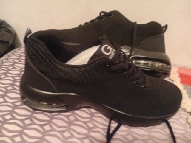 Men Size 8 Sneakers