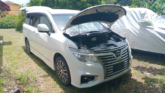 Newly Imported Nissan Elgrand V6