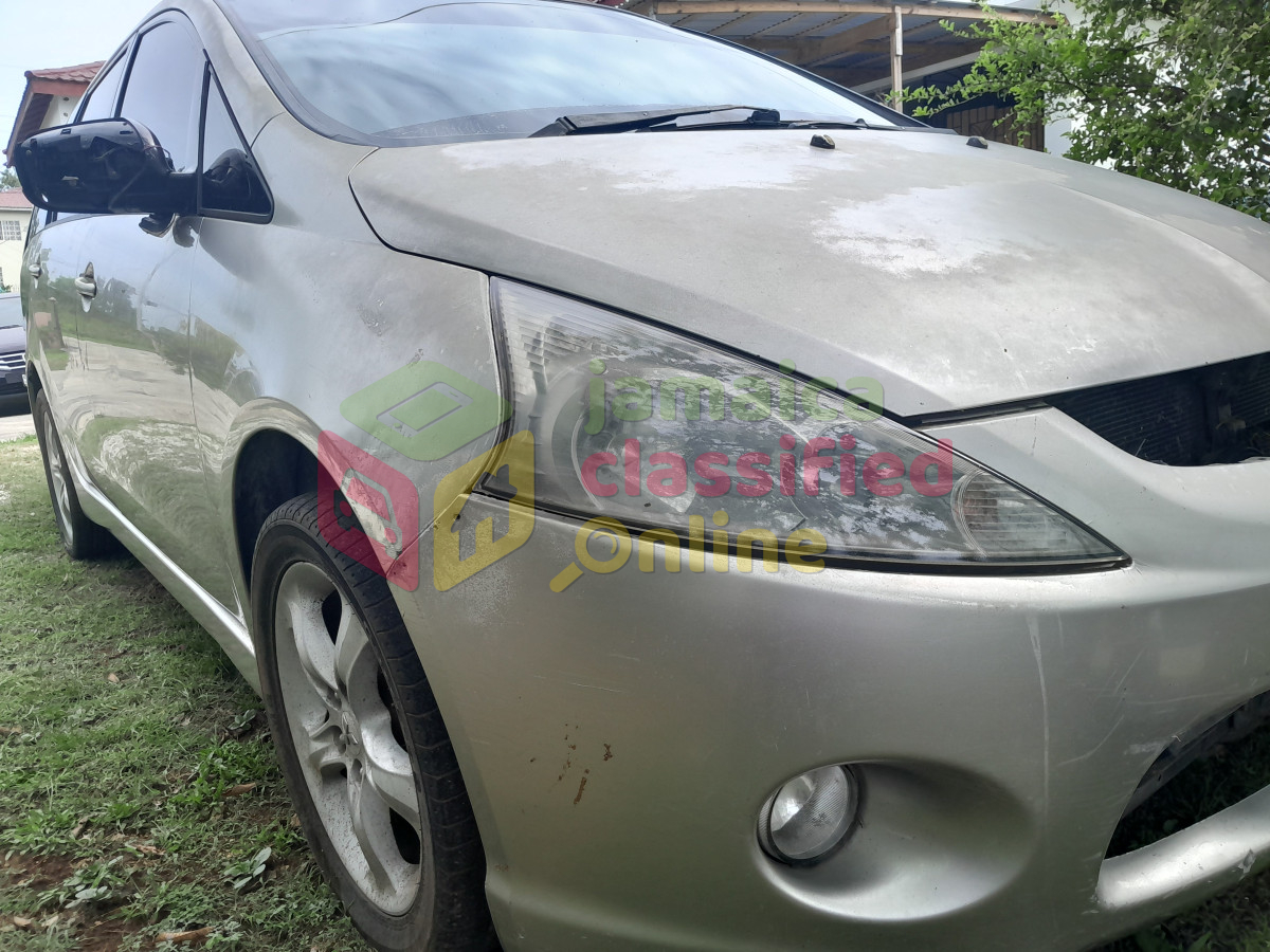 2004 Mitsubishi Grandis