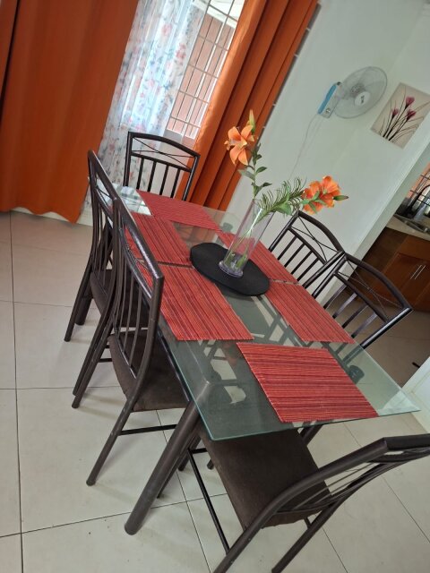 Glass Top Kitchen Table - 6 Seats
