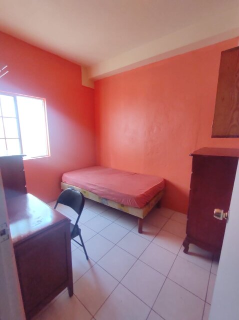 Ideal 1 Bedroom For Students Or Professionsls