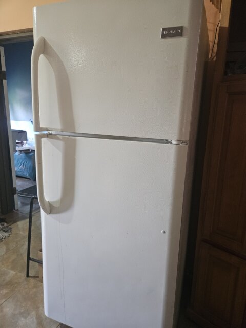 Frigidaire Fridge