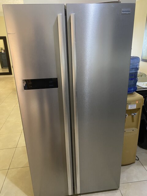 Refrigerator