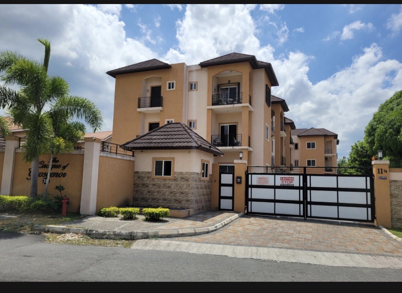 2 Bedroom 2 And Half Bathroom
