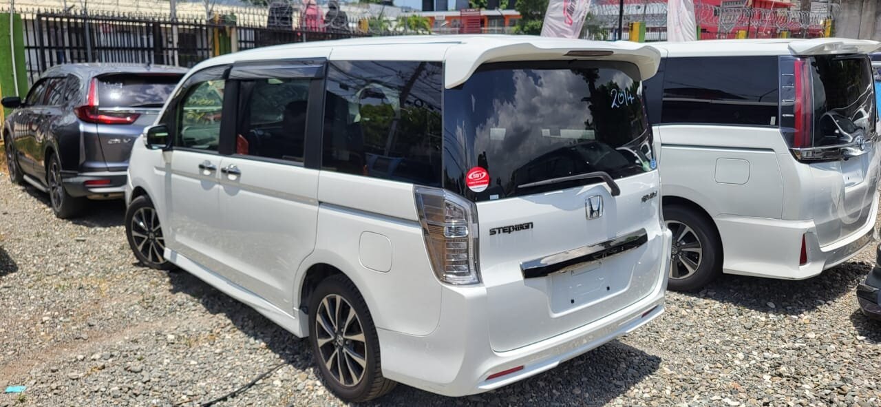 2014 Honda Stepwagon