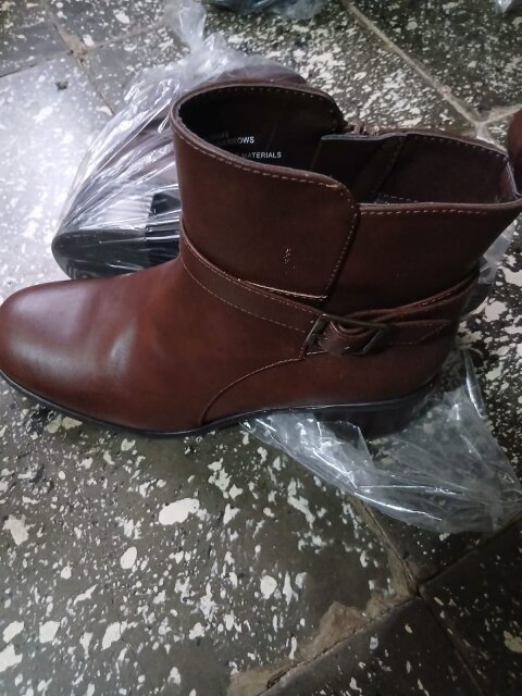 Size 8 Brown Boots