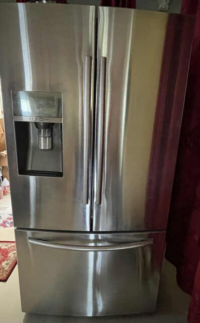 Used Samsung 30.5 Cubic Fridge -NEEDS GAS