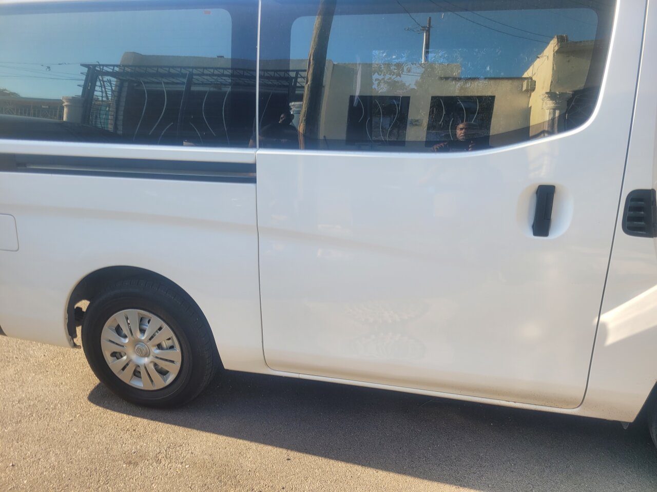 2015 Nissan   NV350