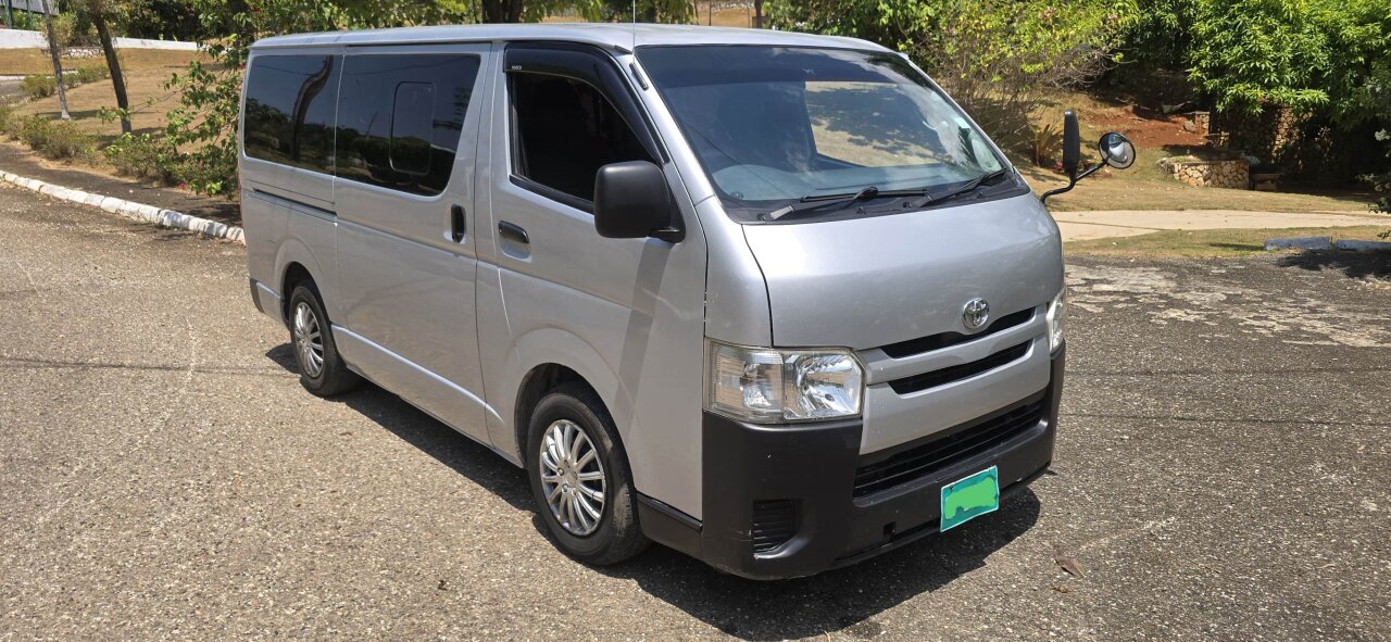 2016 Toyota Hiace