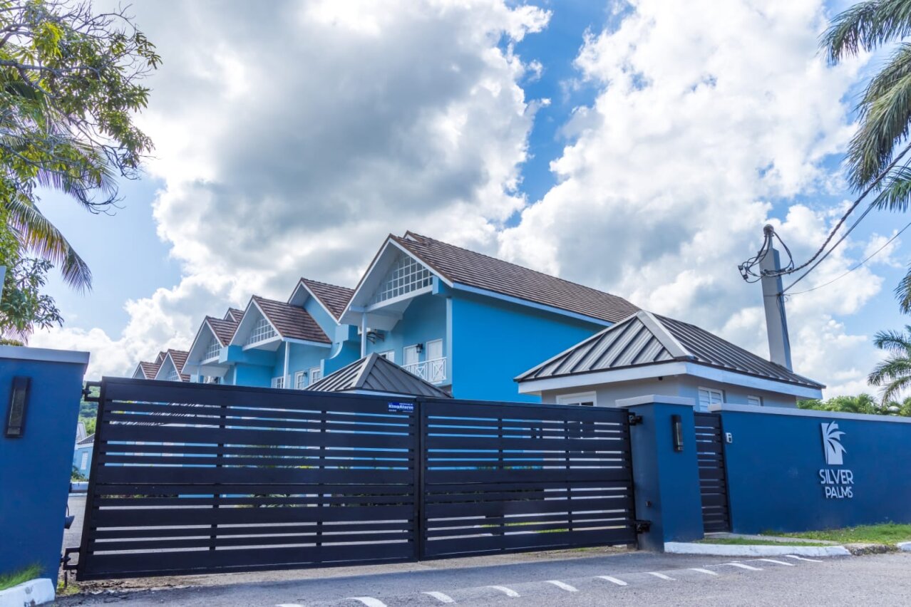 Fully Furnished 3 Bedrooms For Sale| Mammee Bay