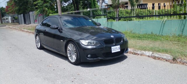 2009 BMW 320I COUPE