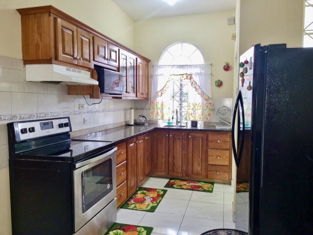 Luxury 2 Bedrooms Fully Furnished In Mona