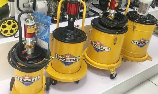 Máy Bơm Mỡ điện – Giải Pháp Bơm Mỡ Nhanh Chóng