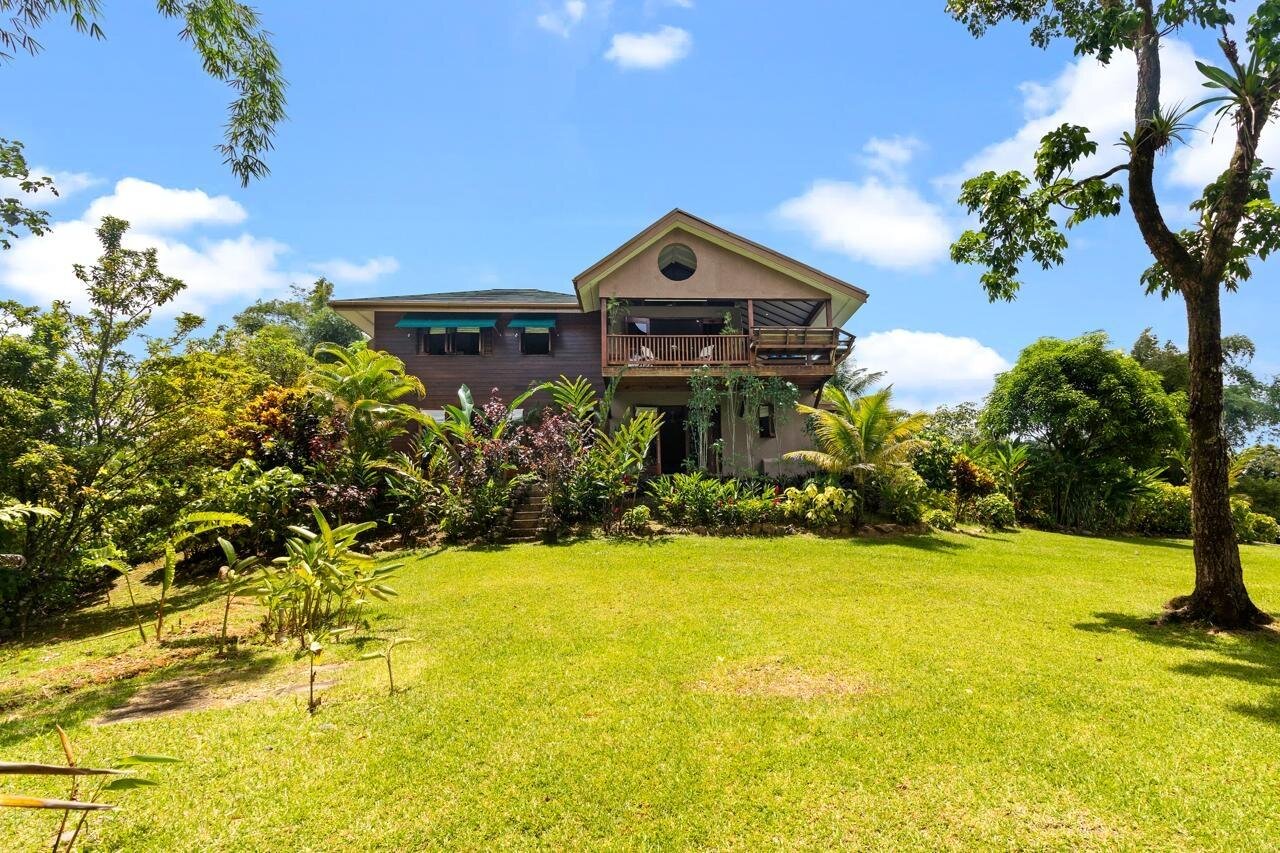 Lovely 4 Bedroom House For Sale
