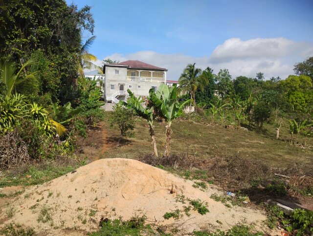 1/2 Acre
