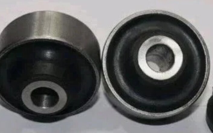 Suzuki Swift Genuine Open Box Bushings
