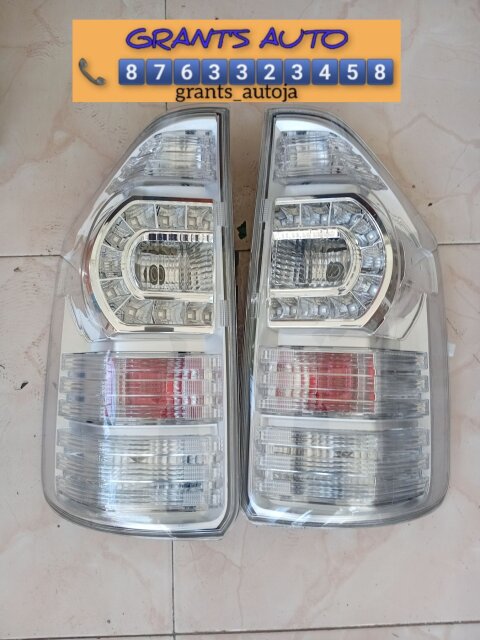 TOYOTA VOXY BRAKE LIGHT