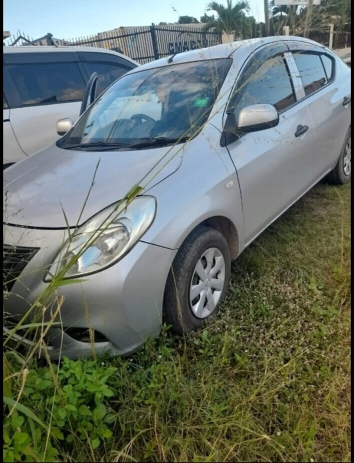 2013 Nissan Latio