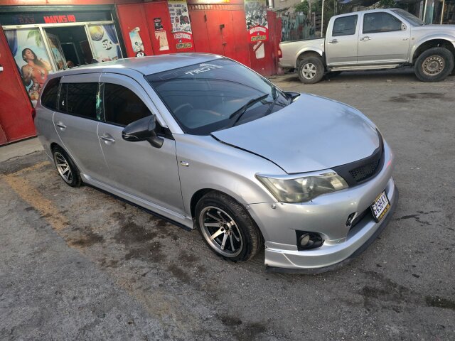Toyota Feilder S