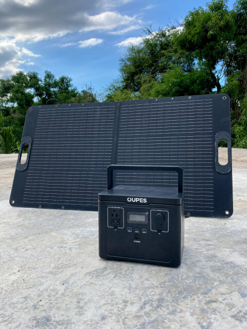 600 Watt Solar Power Station With 100 Watt Panel