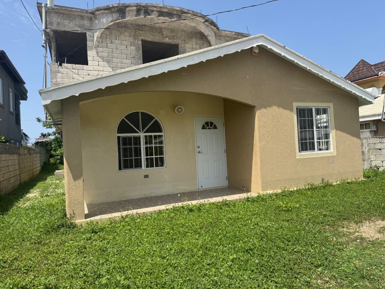 Charming 2 Bedrooms in West Village, Montego Bay