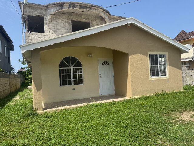 Charming 2 Bedrooms in West Village, Montego Bay