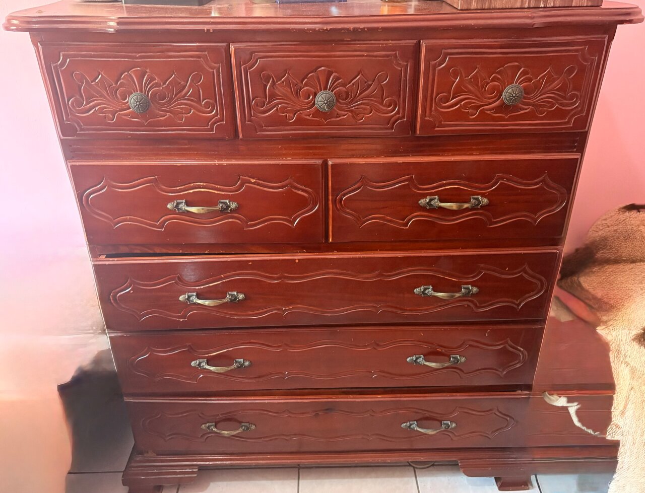 Solid Wood Chest Of Drawer