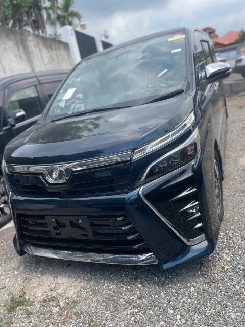 2019 Toyota Voxy