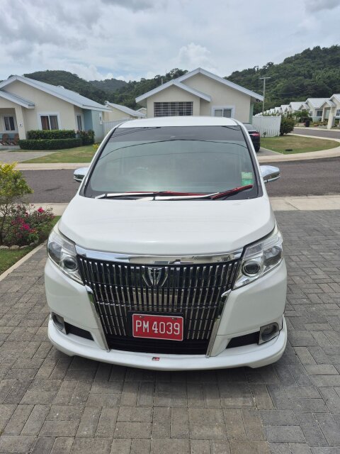 2014 Toyota Esquire