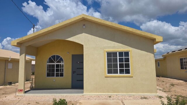 2 Bedrooms, 2 Bathrooms- Phoenix Park Village
