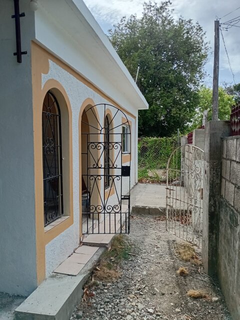 Charming 2 Bedrooms House For Rent