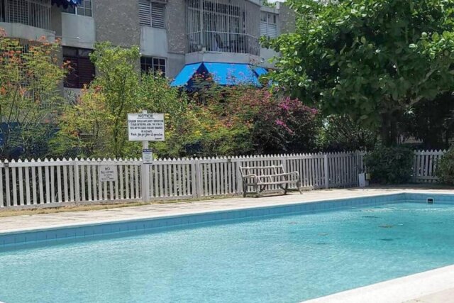 2 Bedroom 2 Bath, Fully Furnished, Pool Access