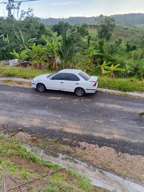 1999 Nissan Sunny B15