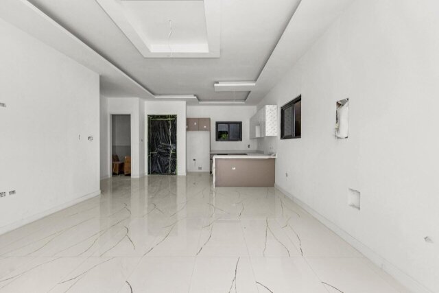 2-Bedroom Apartment - 5 Minutes From Manor Park