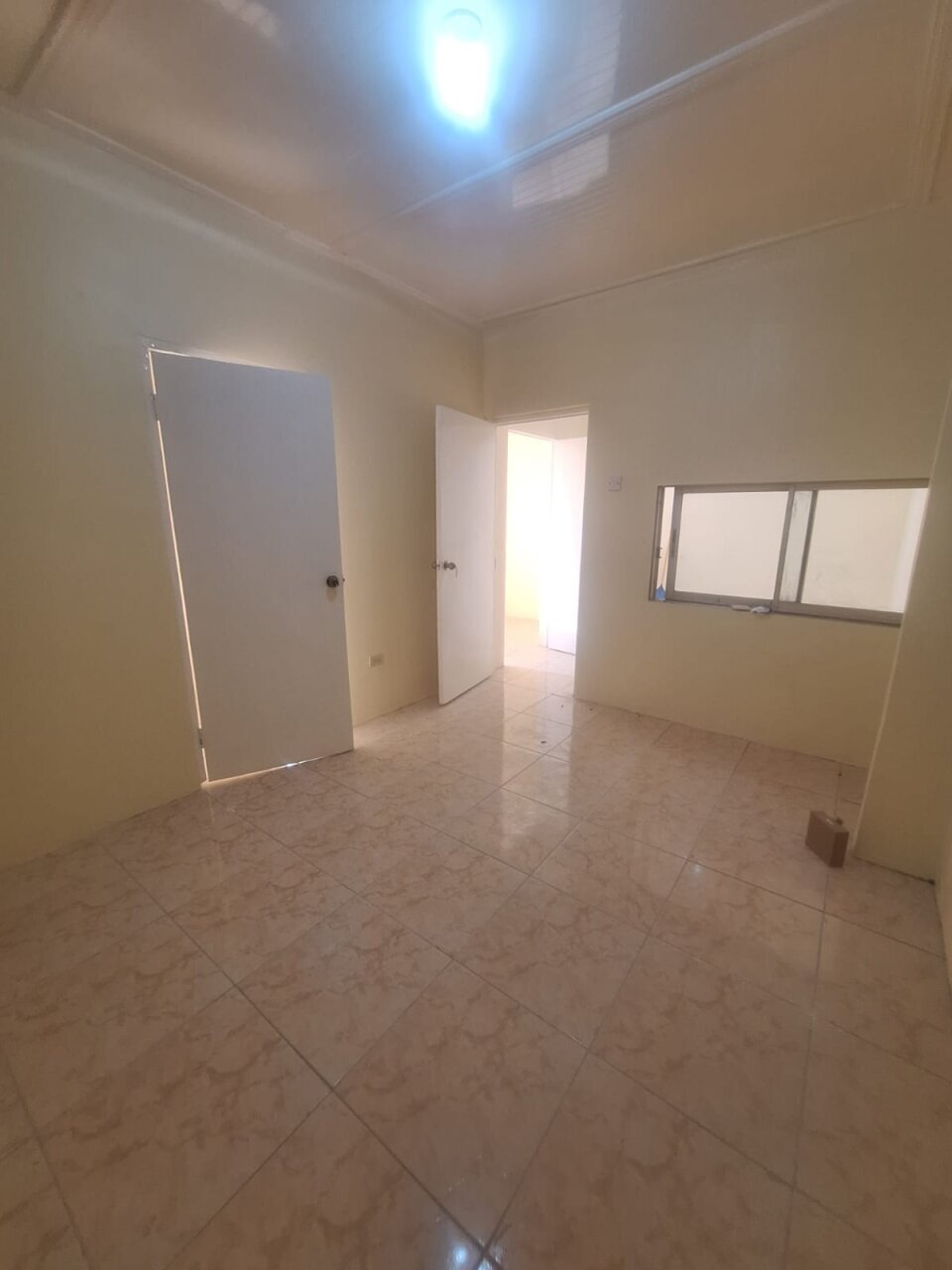 2 Bedroom, Bathroom, Dinning Room