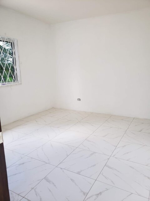 3 Bedrooms Apartment