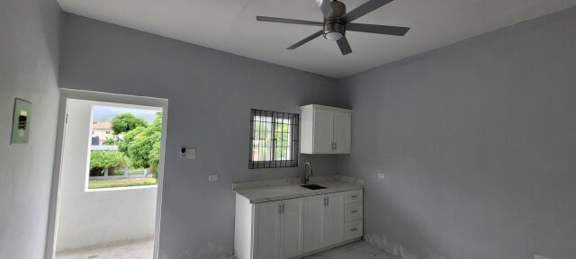 1 Bedroom Apartment Mona