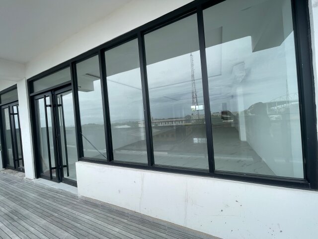 COMMERCIAL SPACE FOR RENT