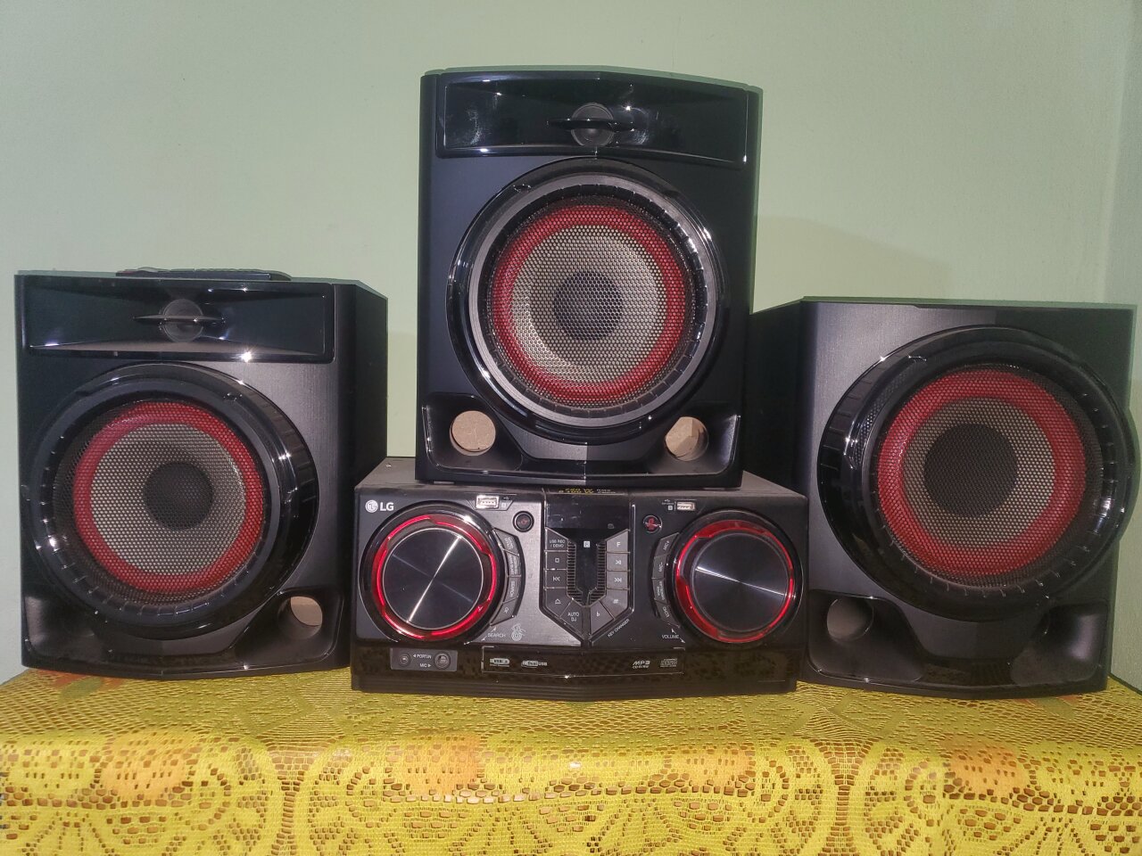 LG Stereo