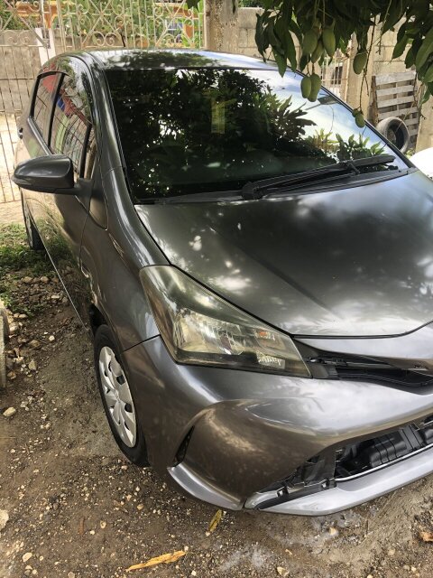 Nice 2015 Toyota Vitz For Sale