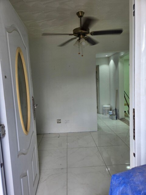 Modern 2 Bedrooms Apartment In Manley Meadows