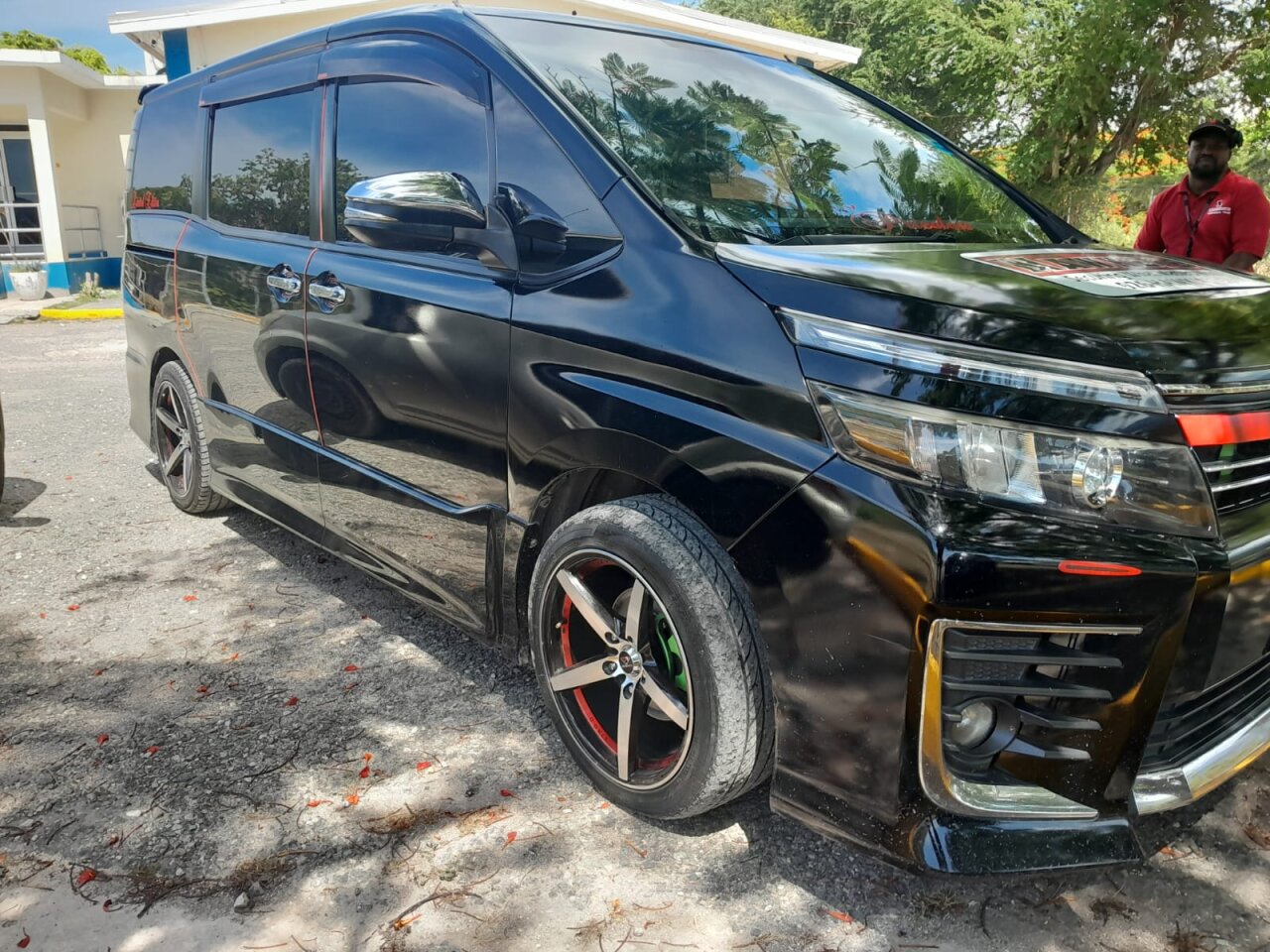 2016 Toyota Voxy