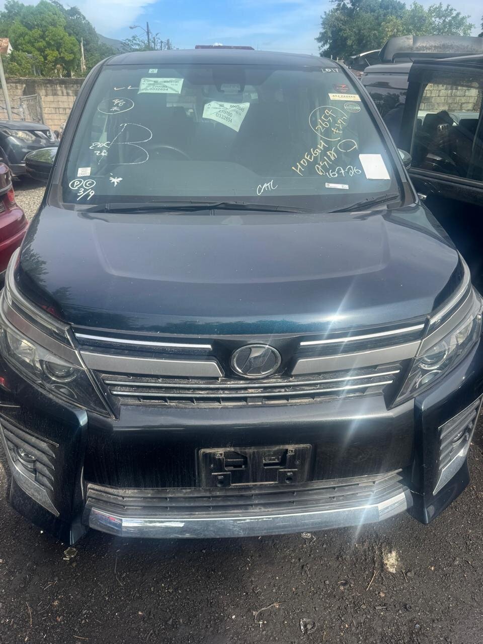 Toyota Voxy 2017 For Sale Newly Imported.!!!