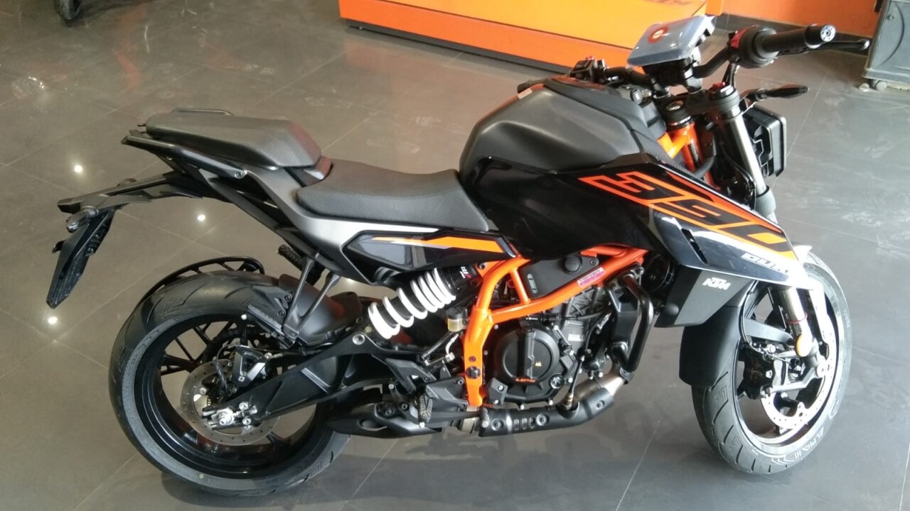 2026 KTM Duke 390 Gen 3 (399cc) – Like New, Fully