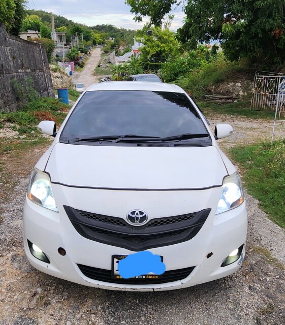 2009 Yaris/belta