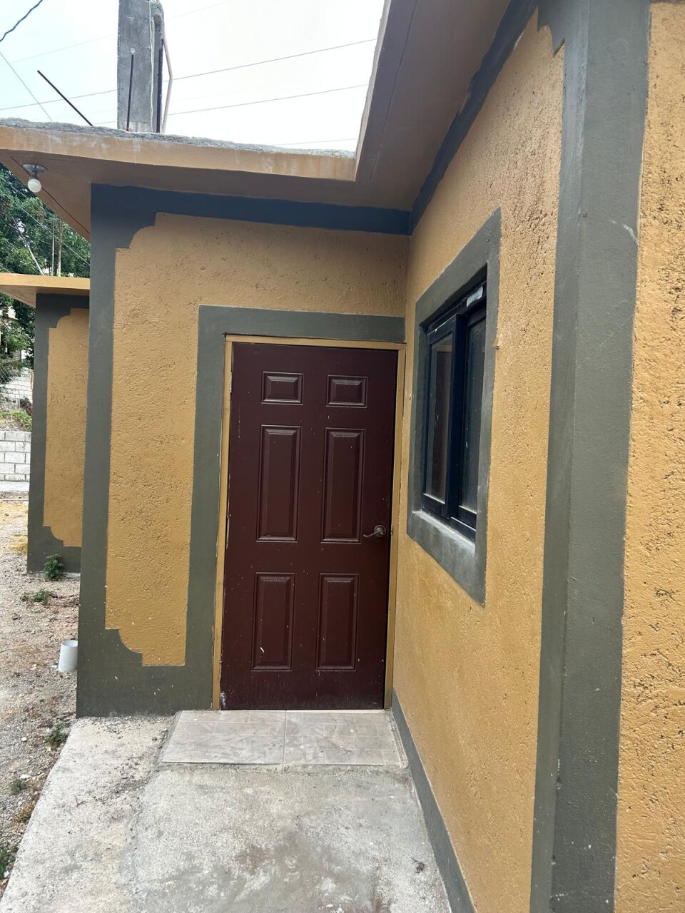 2 Bedroom, 1 Bathroom House