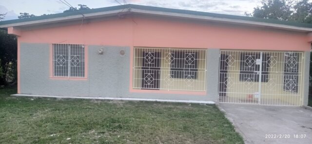 2 Bedroom, Bathroom, Kitchen, Livingroom..halfside