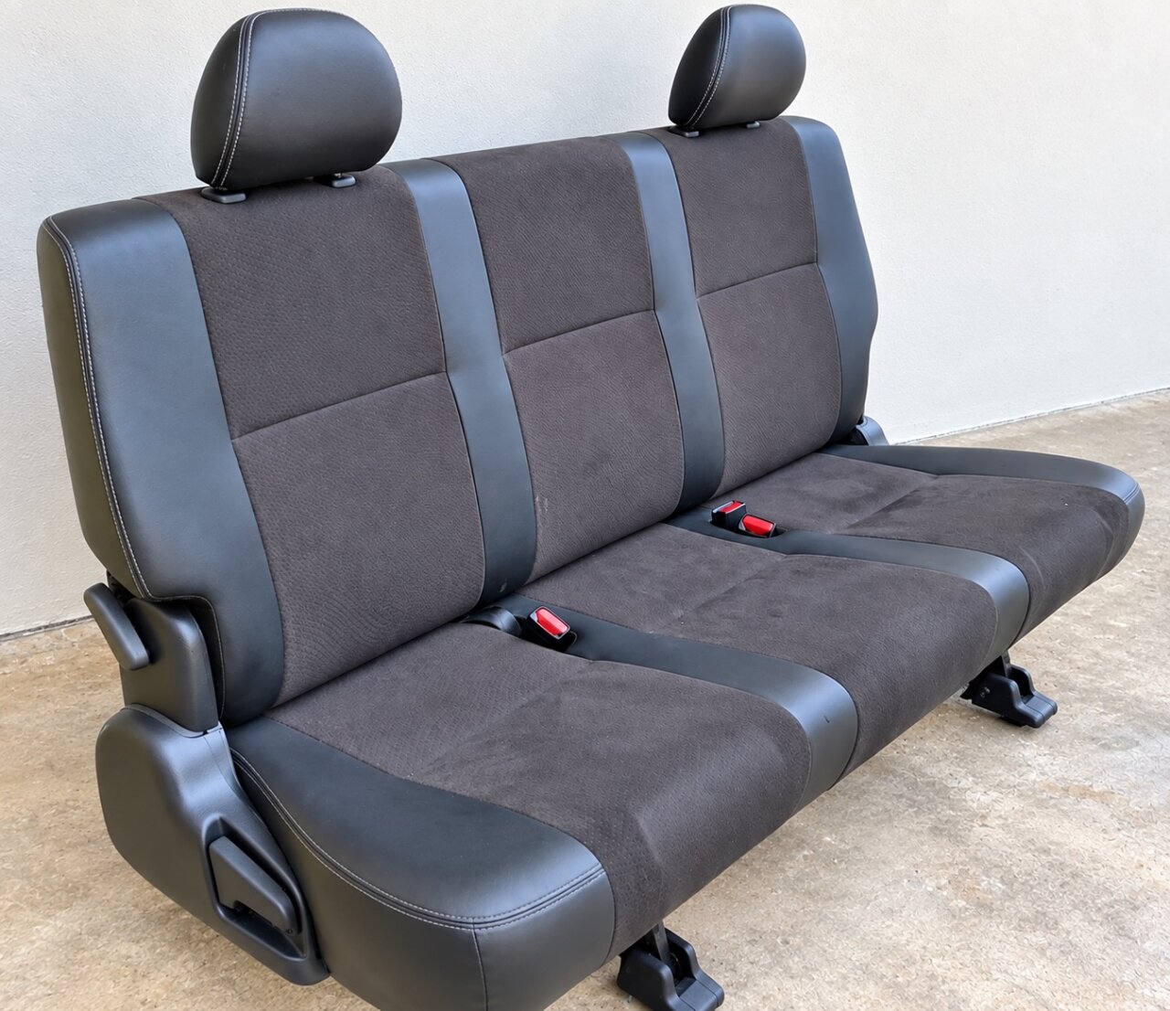 Toyota Hiace Luxury Super GL Seat- Like New